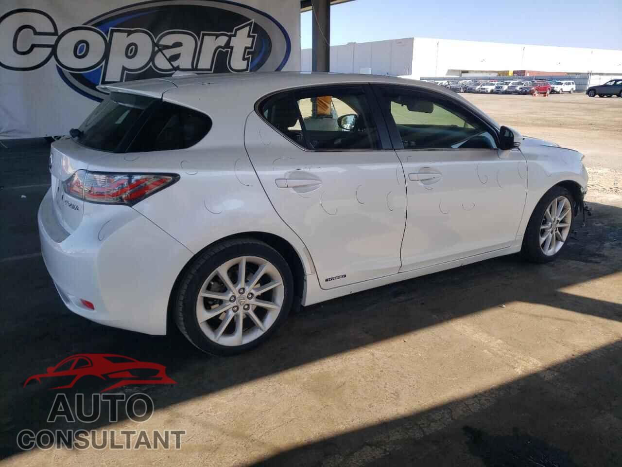 LEXUS CT 200 2011 - JTHKD5BH4B2012185