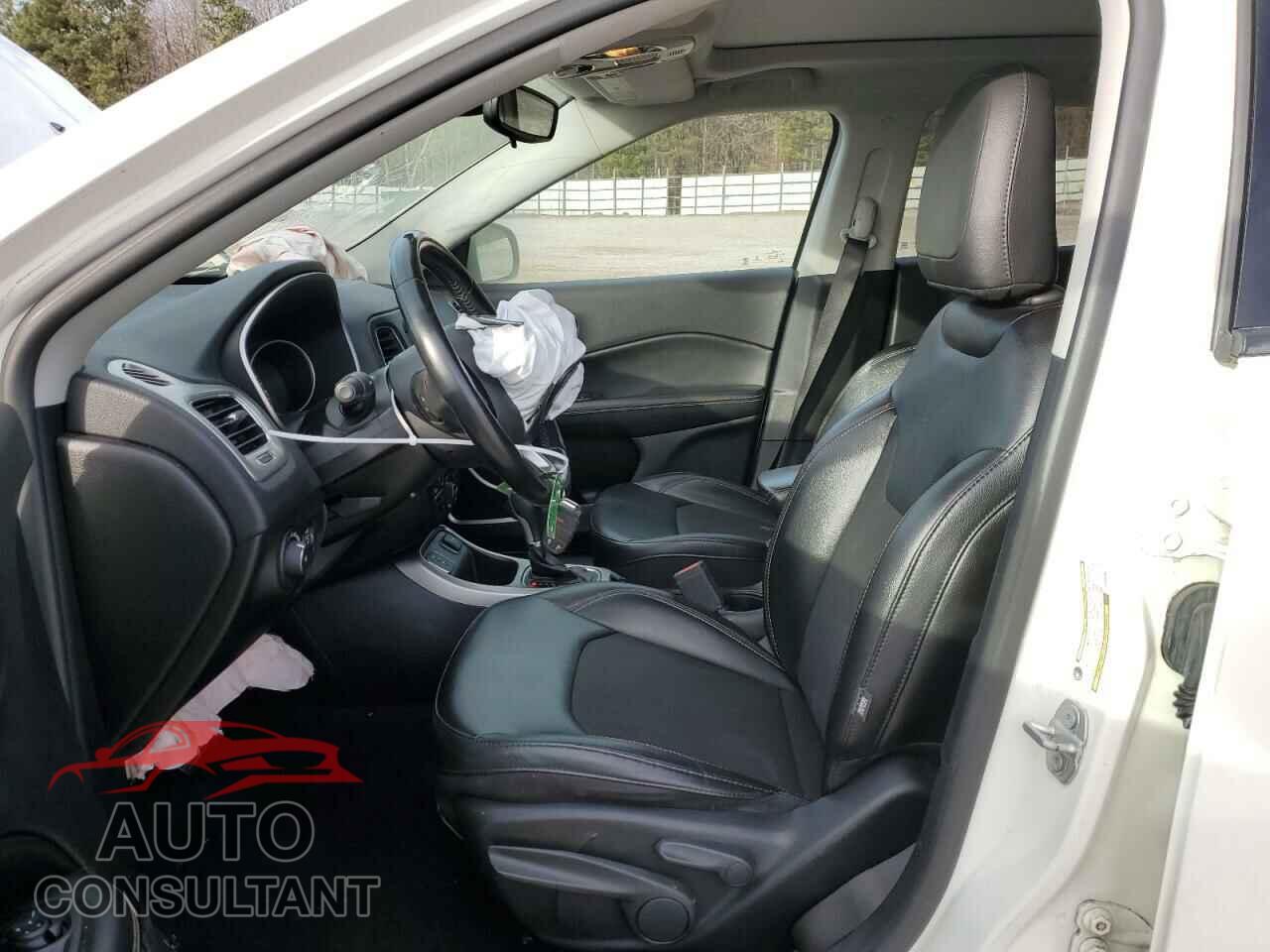 JEEP COMPASS 2020 - 3C4NJCBB5LT153161