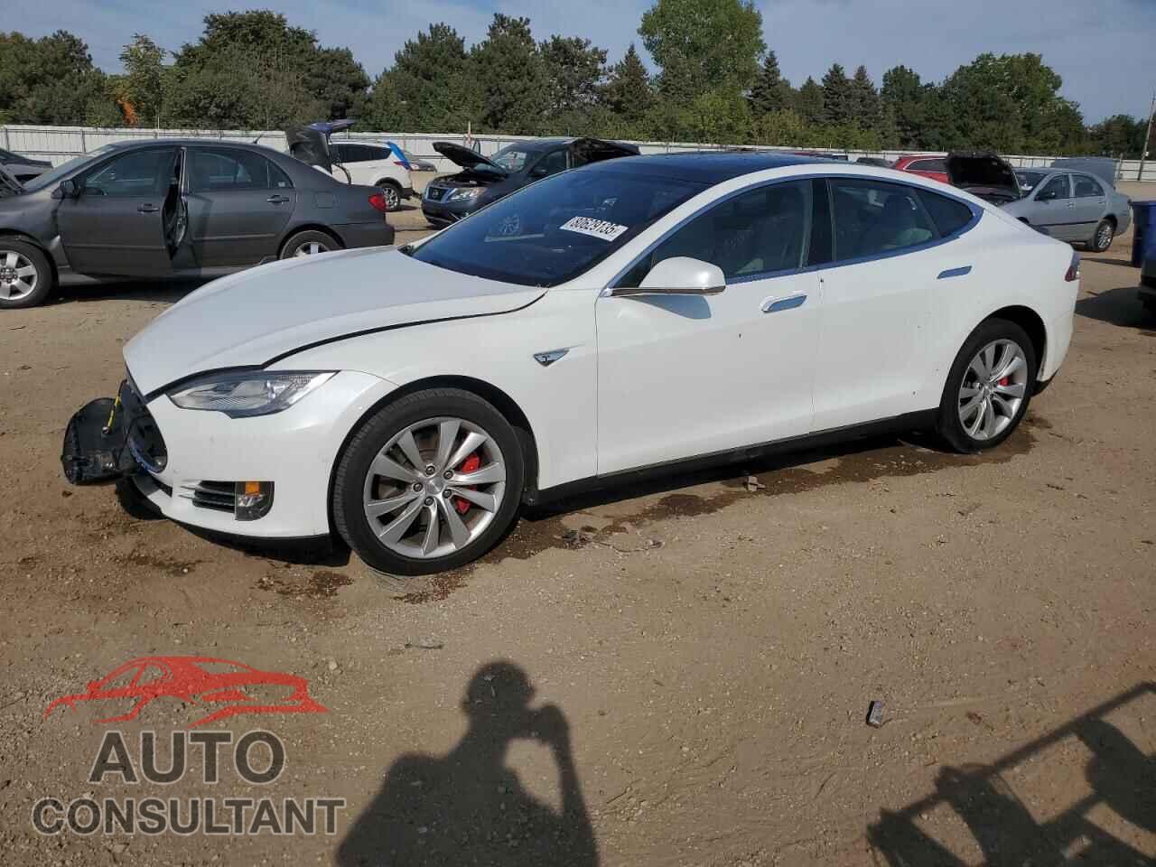TESLA MODEL S 2016 - 5YJSA1E47GF125080