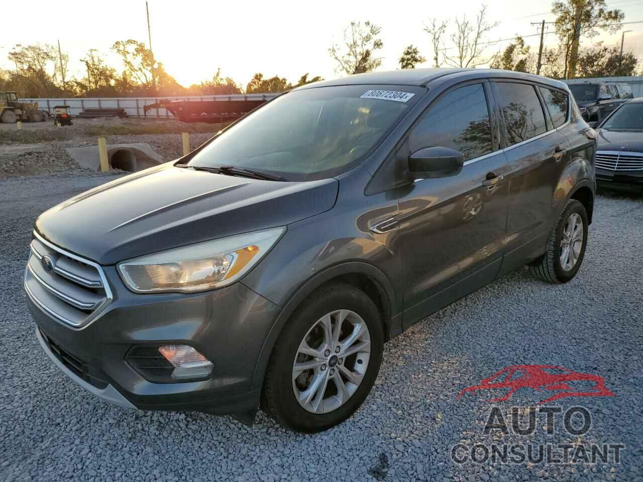 FORD ESCAPE 2017 - 1FMCU0GD7HUA53109