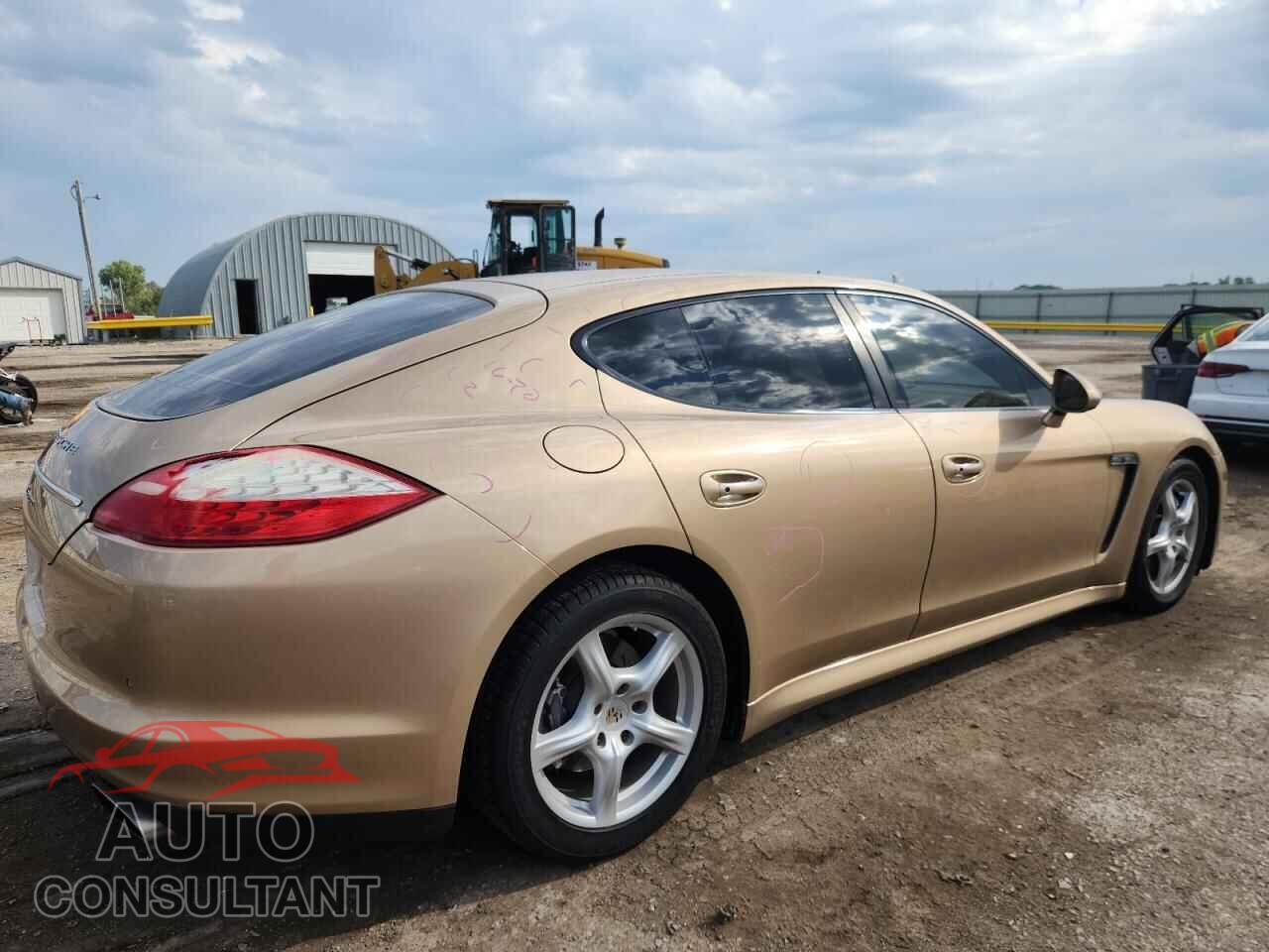 PORSCHE PANAMERA 2011 - WP0AA2A71BL018050