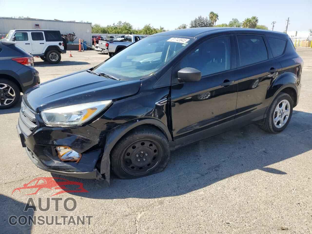 FORD ESCAPE 2017 - 1FMCU0F76HUB26725