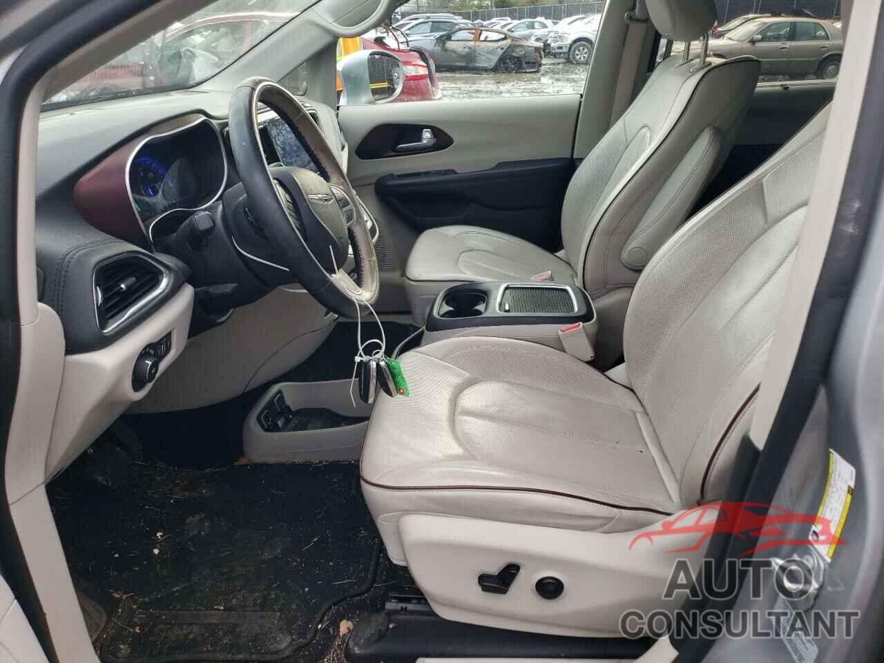 CHRYSLER PACIFICA 2017 - 2C4RC1GG5HR560492