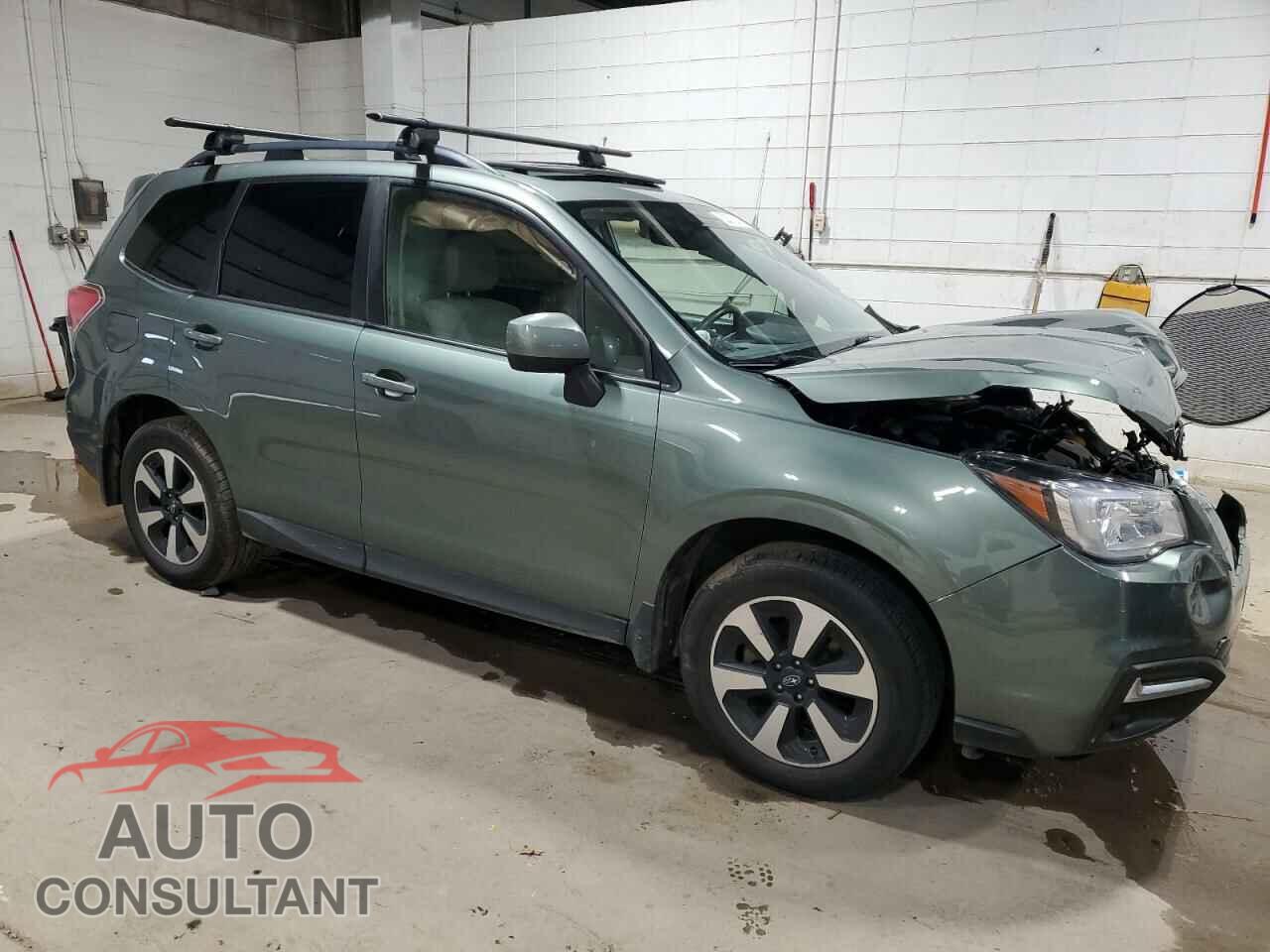 SUBARU FORESTER 2017 - JF2SJAEC0HH458604