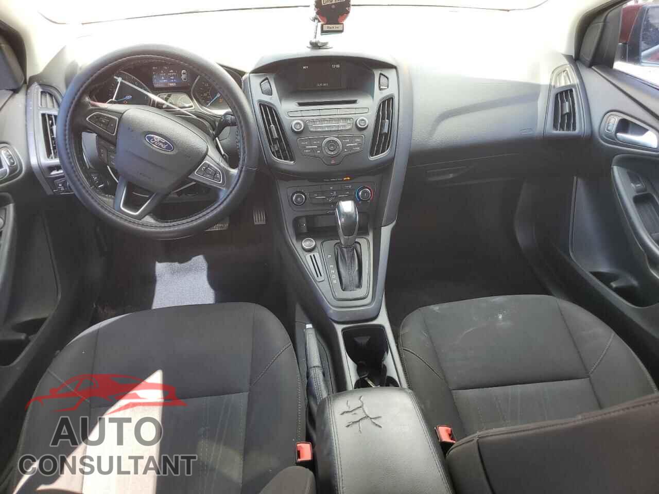 FORD FOCUS 2016 - 1FADP3F20GL201354