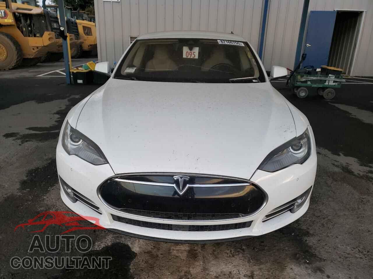 TESLA MODEL S 2015 - 5YJSA1E13FF114100