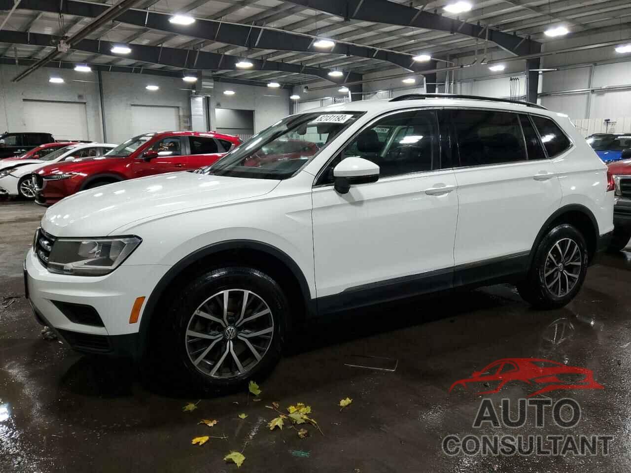 VOLKSWAGEN TIGUAN 2018 - 3VV2B7AX7JM194680