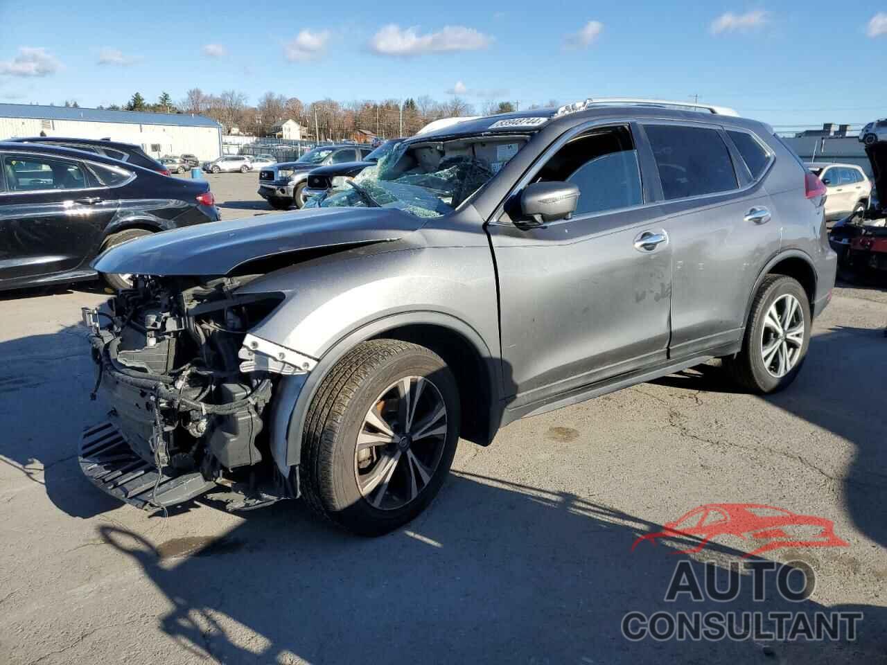 NISSAN ROGUE 2019 - 5N1AT2MV8KC703260