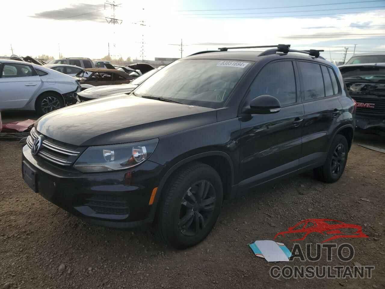 VOLKSWAGEN TIGUAN 2015 - WVGBV7AX5FW510036