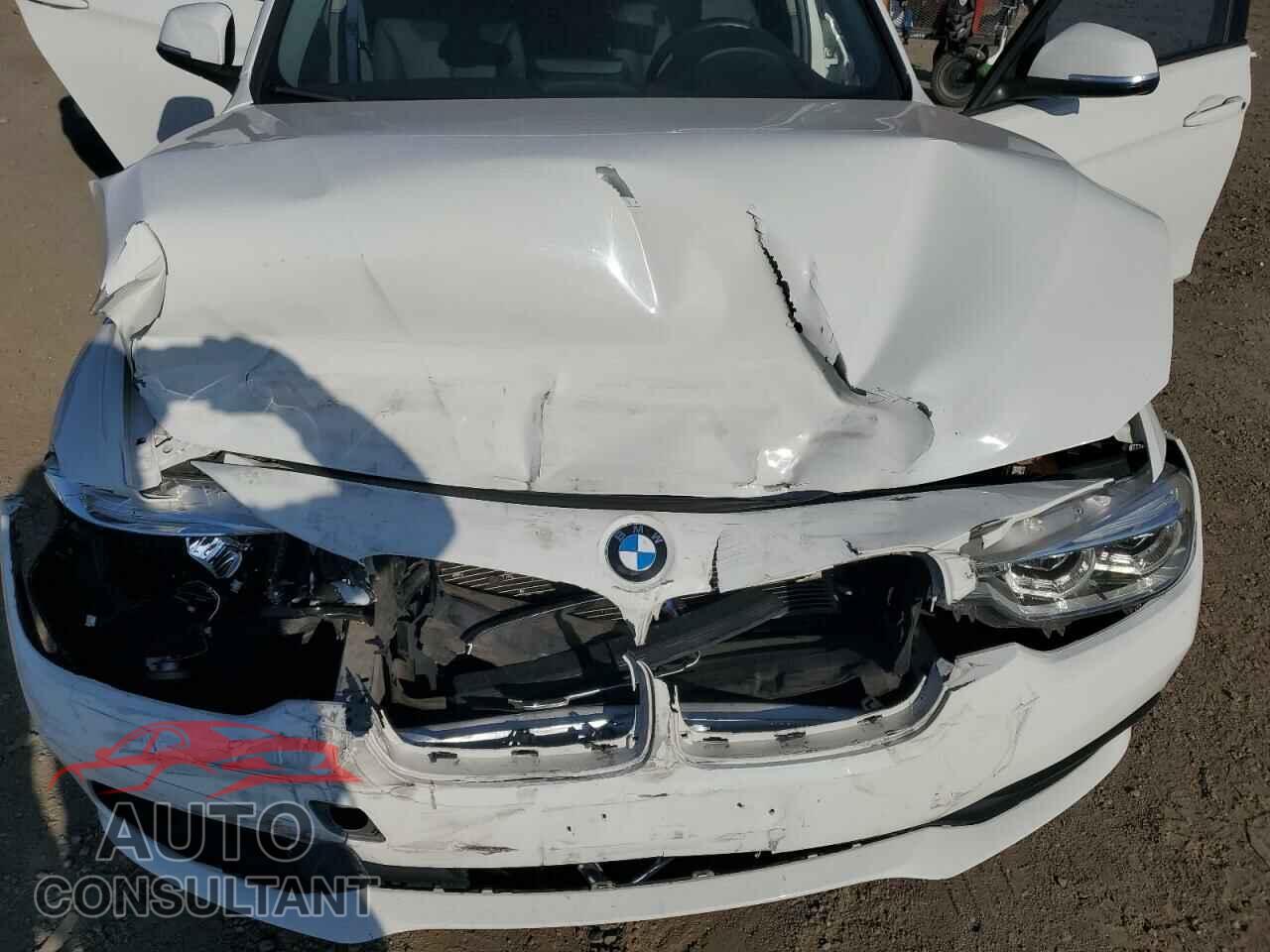 BMW 3 SERIES 2018 - WBA8A9C5XJAC99956