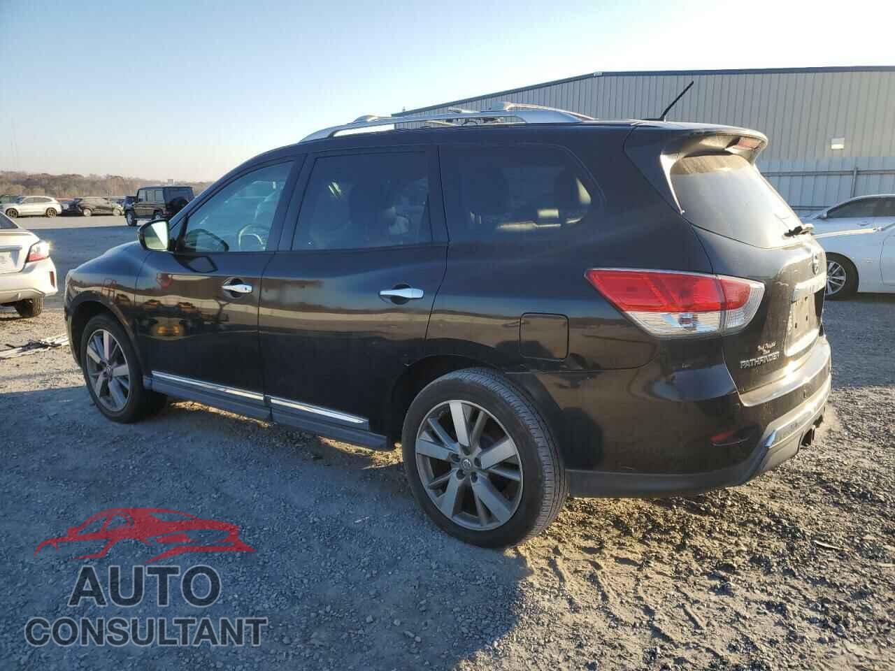 NISSAN PATHFINDER 2013 - 5N1AR2MM5DC652311