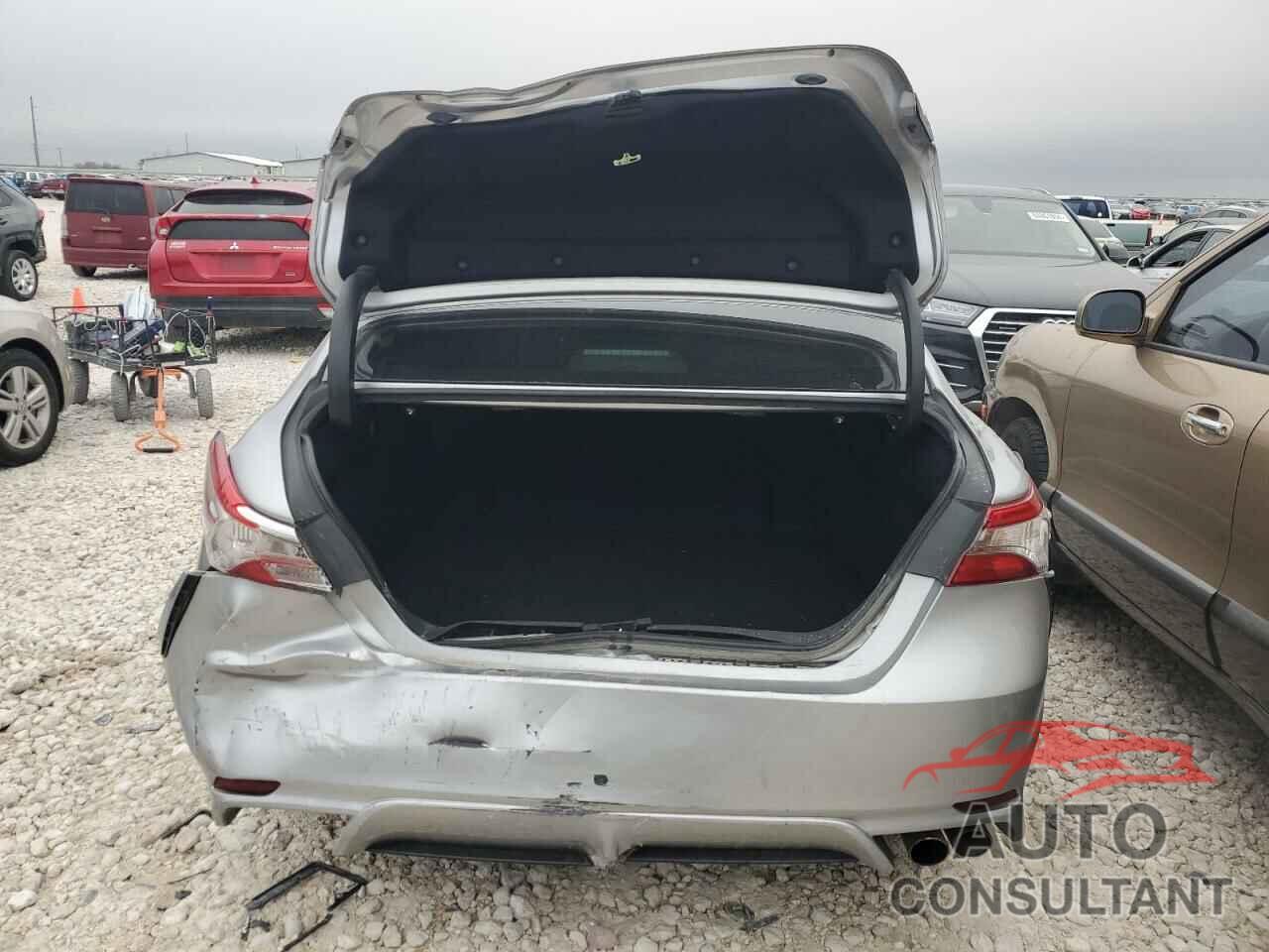 TOYOTA CAMRY 2019 - 4T1B11HK8KU252670