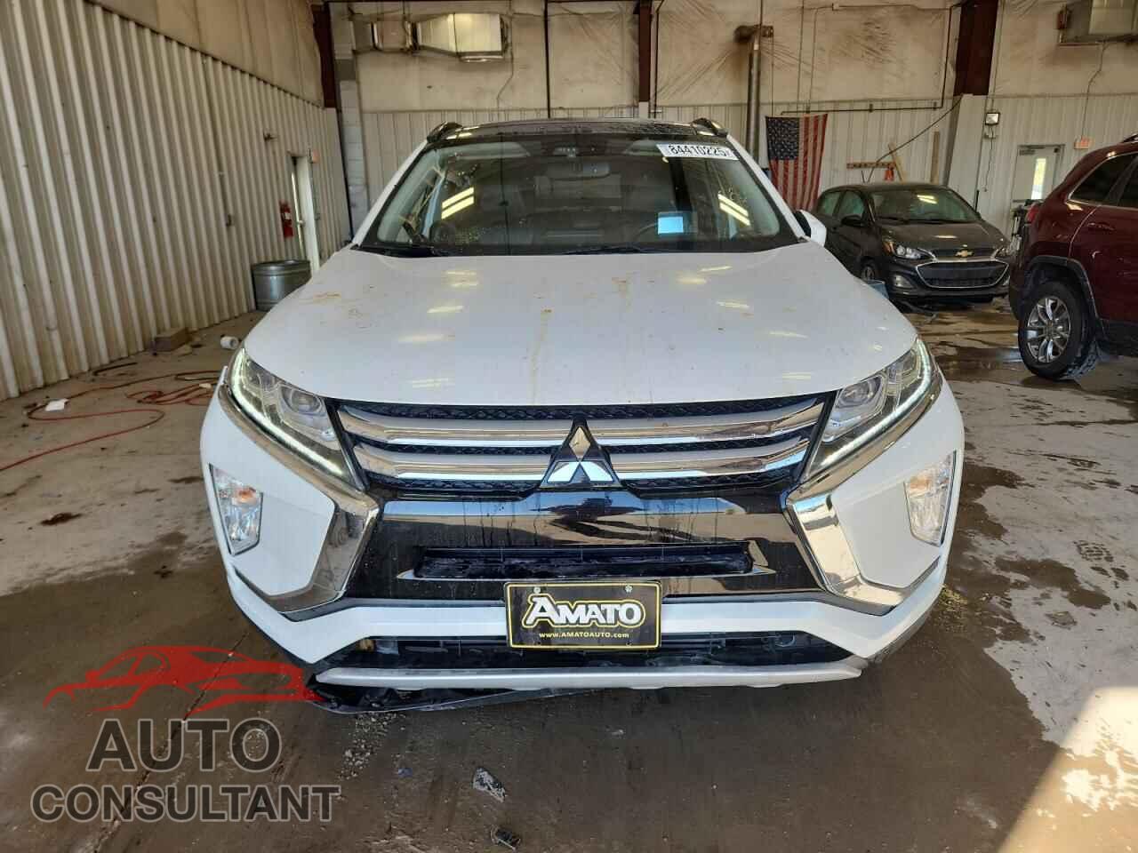 MITSUBISHI ECLIPSE 2018 - JA4AT5AA7JZ038056