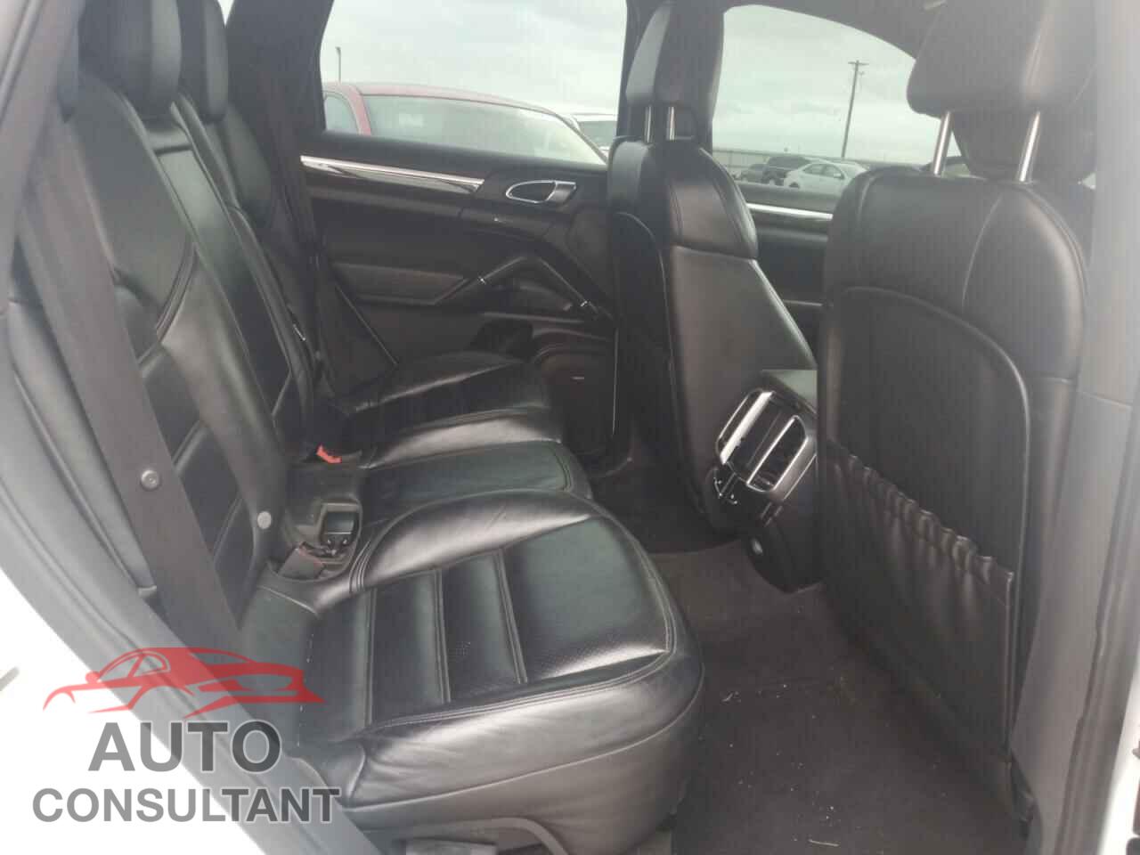 PORSCHE CAYENNE 2012 - WP1AB2A23CLA49026