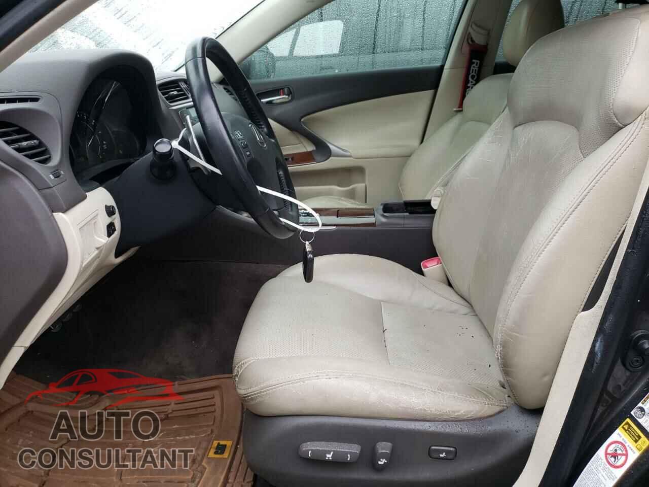 LEXUS IS 2010 - JTHCF5C28A2032866