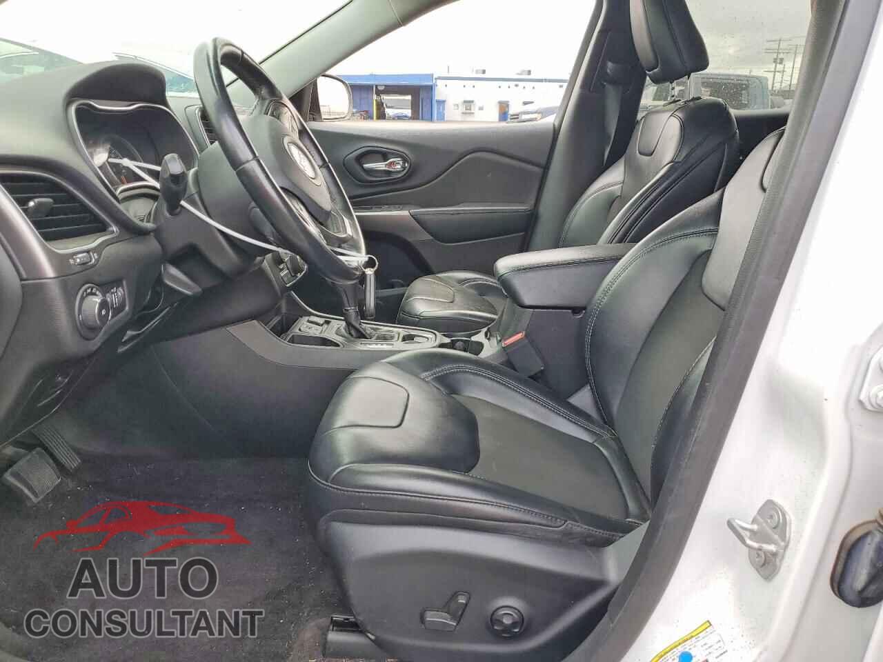 JEEP CHEROKEE 2019 - 1C4PJLLB3KD186848