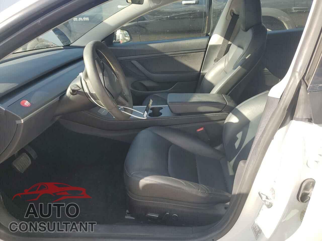 TESLA MODEL 3 2021 - 5YJ3E1EA1MF856758