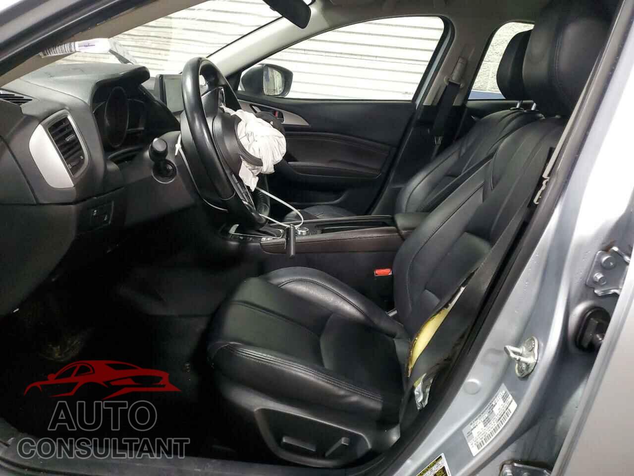 MAZDA 3 2017 - 3MZBN1L76HM138575