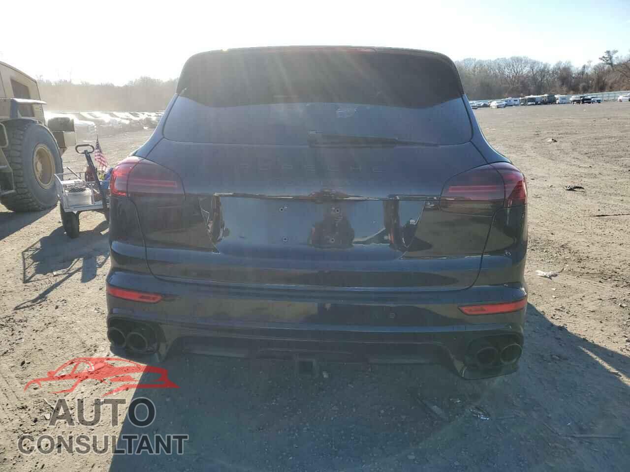 PORSCHE CAYENNE 2016 - WP1AD2A22GLA71843