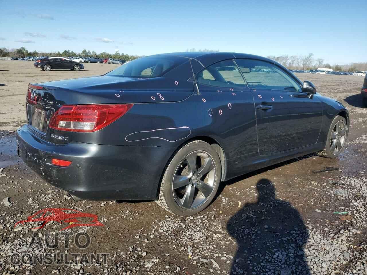 LEXUS IS 2011 - JTHFF2C25B2517320