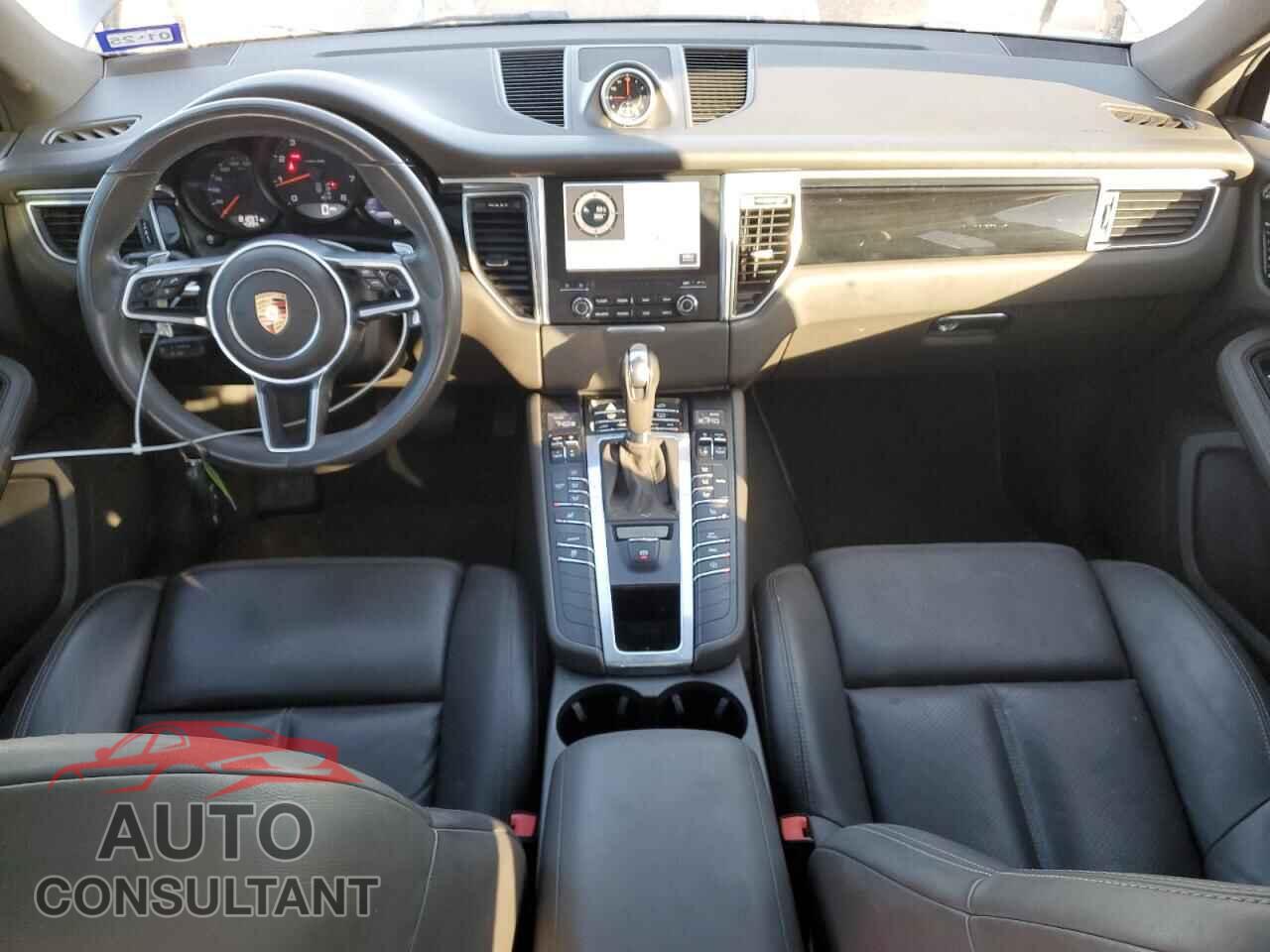 PORSCHE MACAN 2018 - WP1AA2A57JLB02448