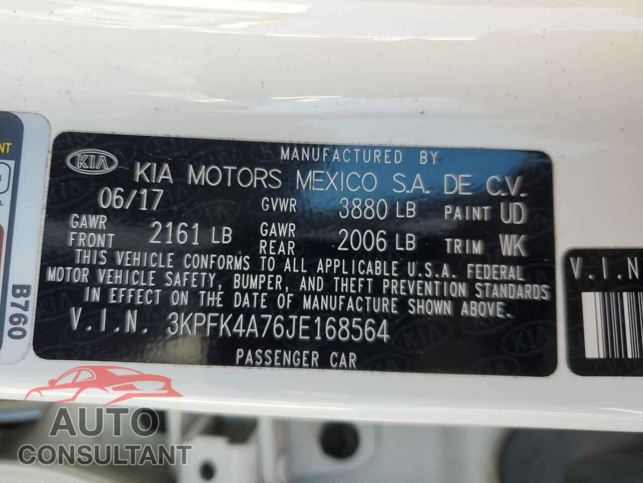 KIA FORTE 2018 - 3KPFK4A76JE168564