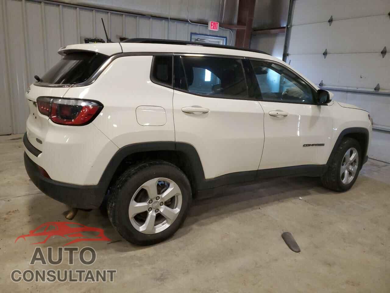 JEEP COMPASS 2017 - 3C4NJDBB4HT579016
