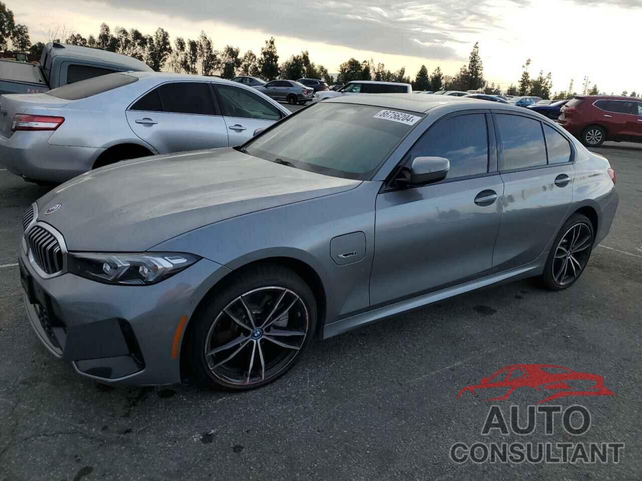 BMW 3 SERIES 2023 - 3MW39FF06P8D12317