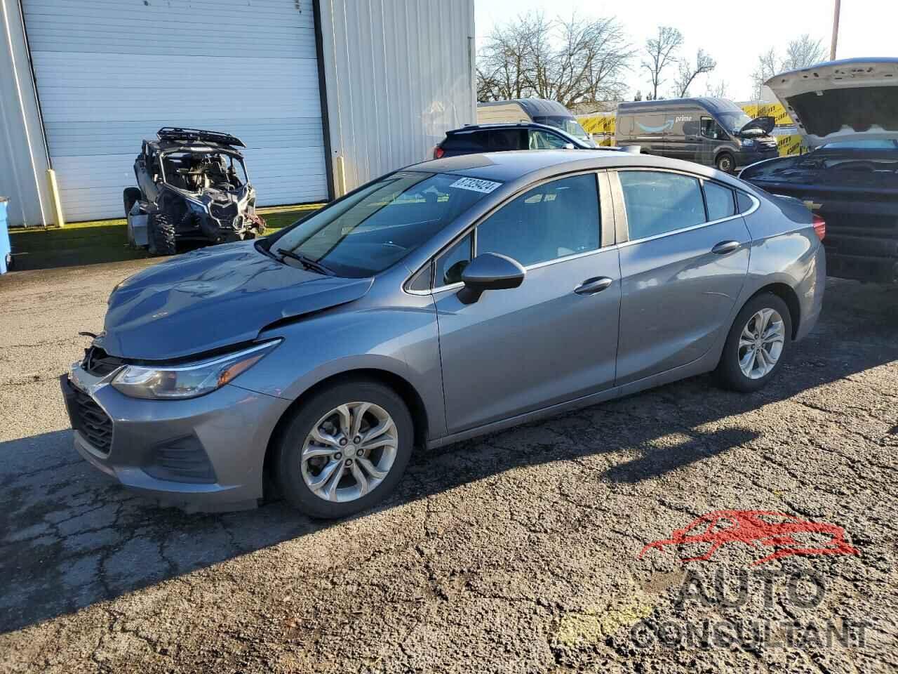 CHEVROLET CRUZE 2019 - 1G1BE5SM3K7102855