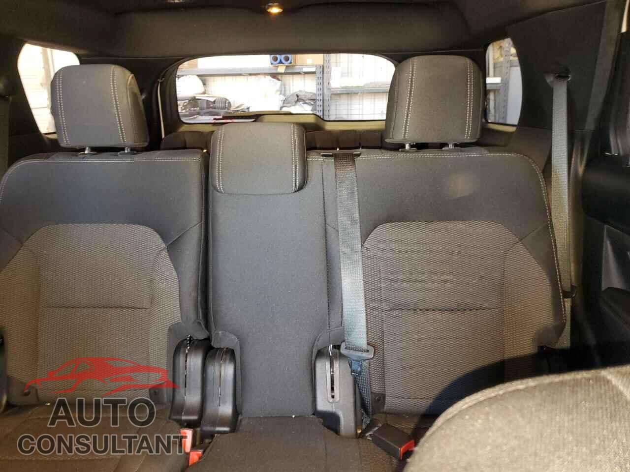 FORD EXPLORER 2018 - 1FM5K7D80JGB78293