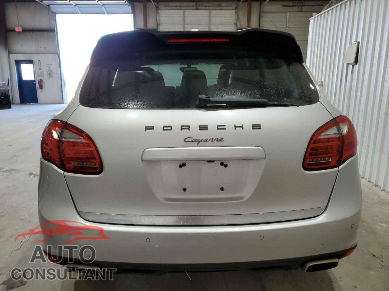 PORSCHE CAYENNE 2012 - WP1AA2A21CLA03665