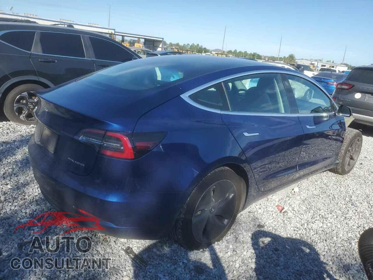 TESLA MODEL 3 2019 - 5YJ3E1EB5KF452707