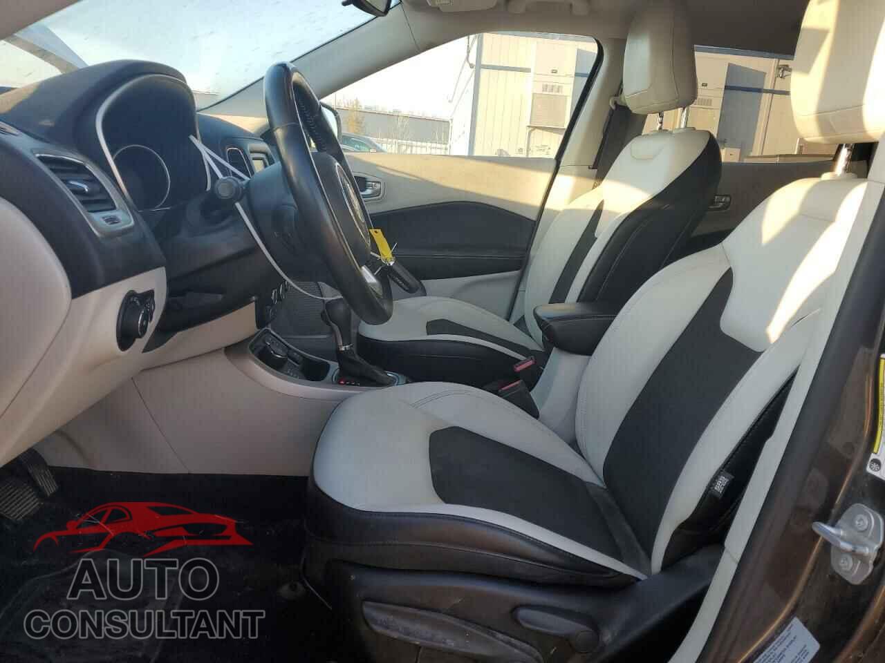 JEEP COMPASS 2017 - 3C4NJDBB4HT692688