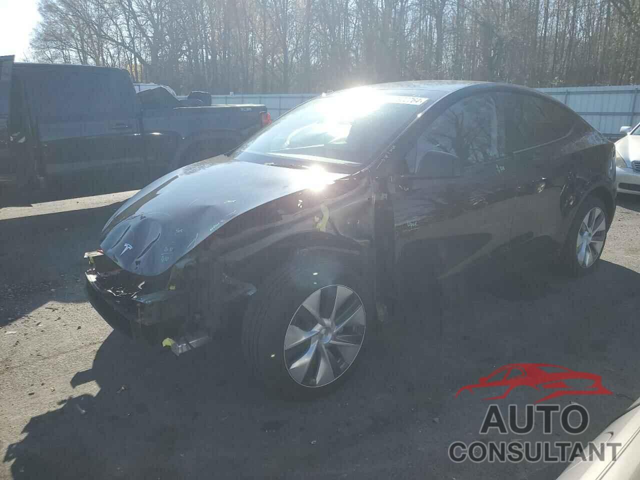 TESLA MODEL Y 2023 - 7SAYGDEE8PA108582