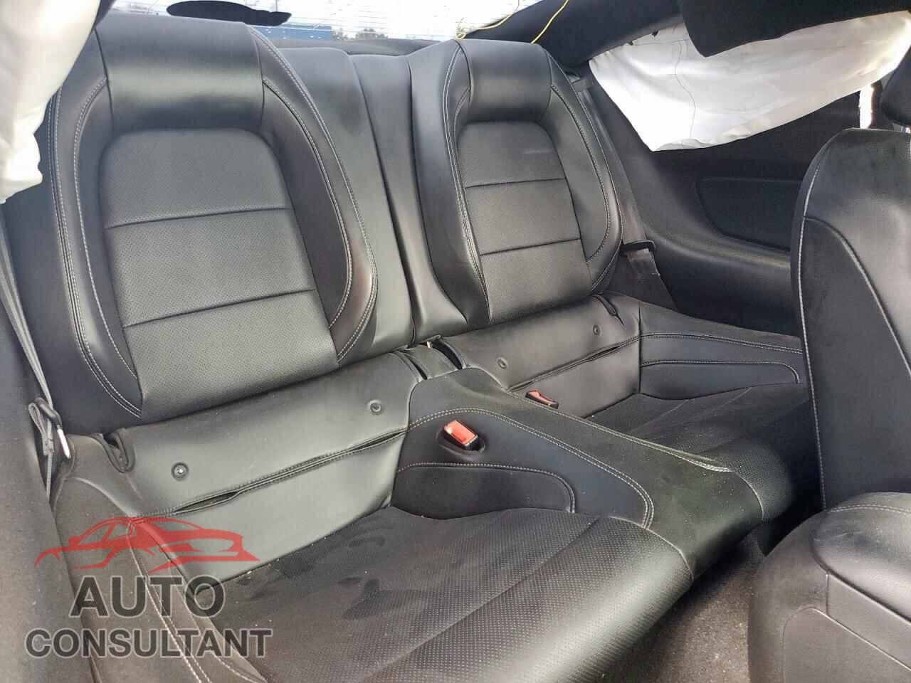 FORD MUSTANG 2020 - 1FA6P8CF0L5176208