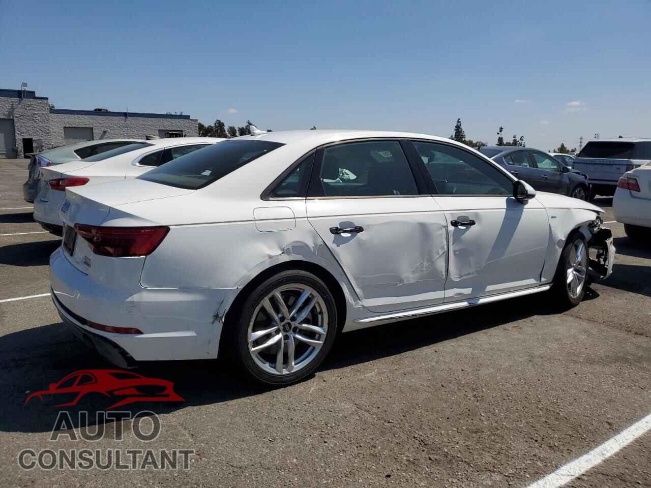 AUDI A4 2017 - WAUDNAF42HN056360
