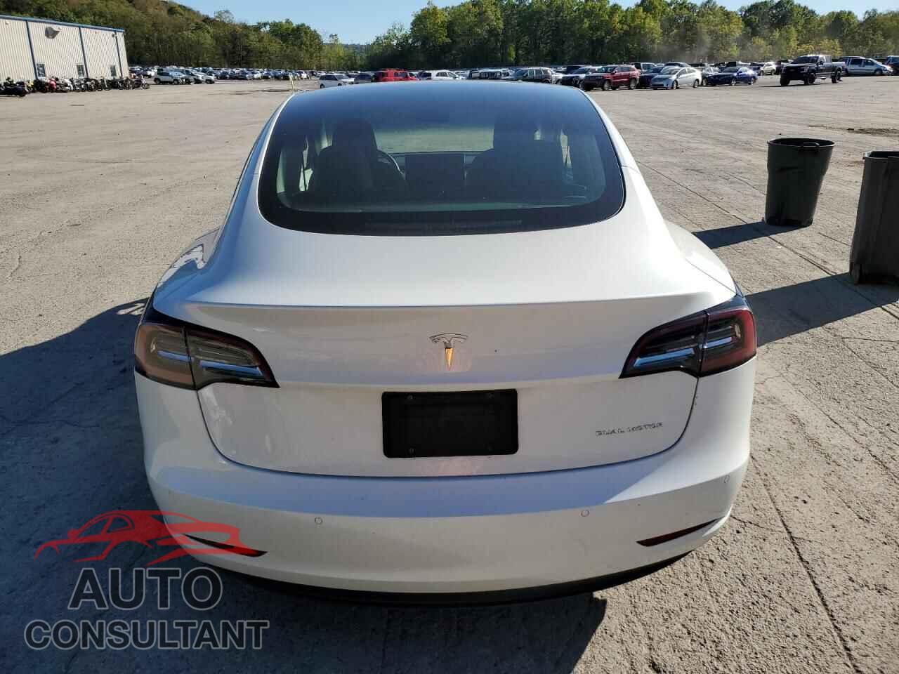 TESLA MODEL 3 2022 - 5YJ3E1EB6NF285813
