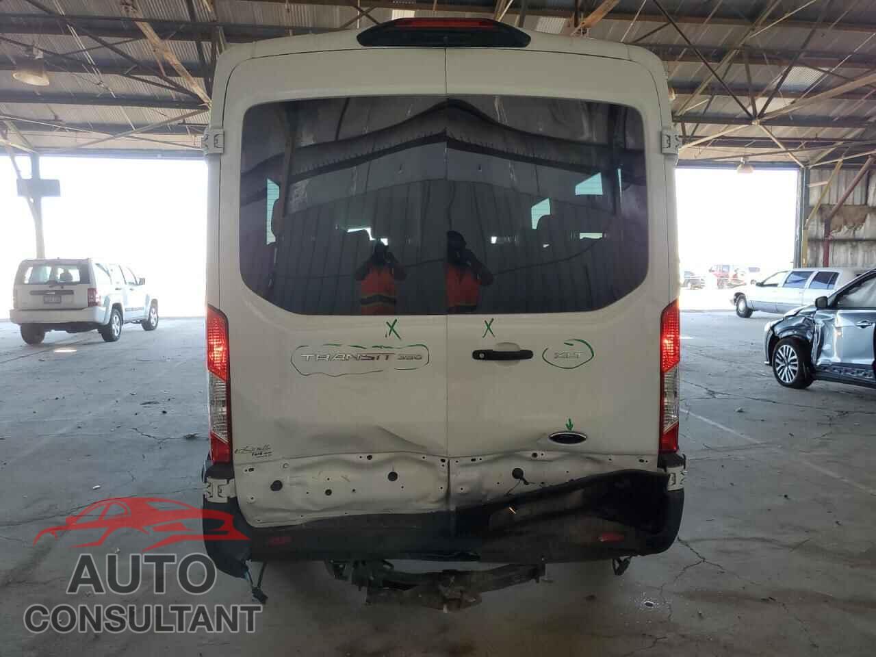 FORD TRANSIT 2020 - 1FBAX2C87LKA09112