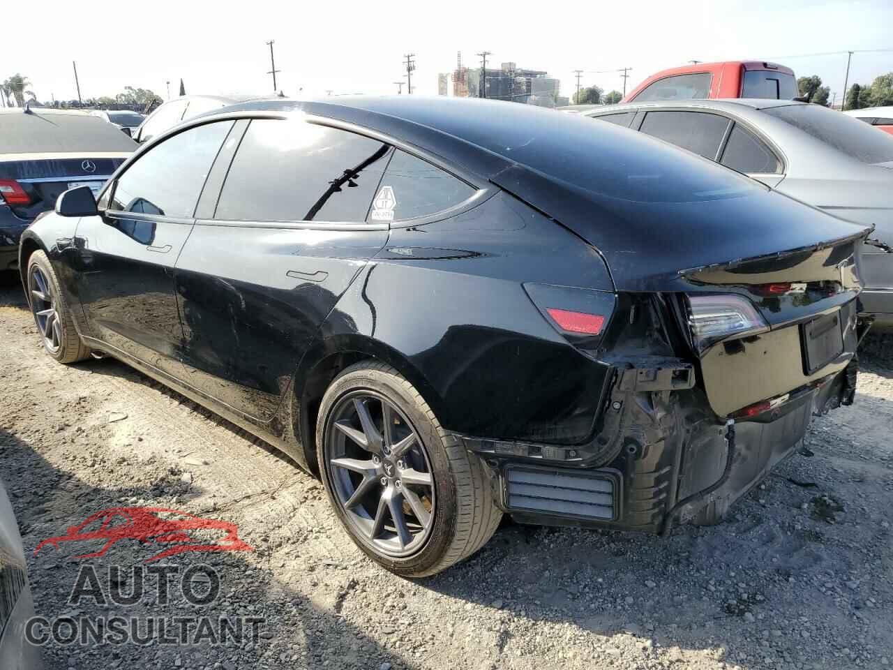 TESLA MODEL 3 2021 - 5YJ3E1EBXMF939100