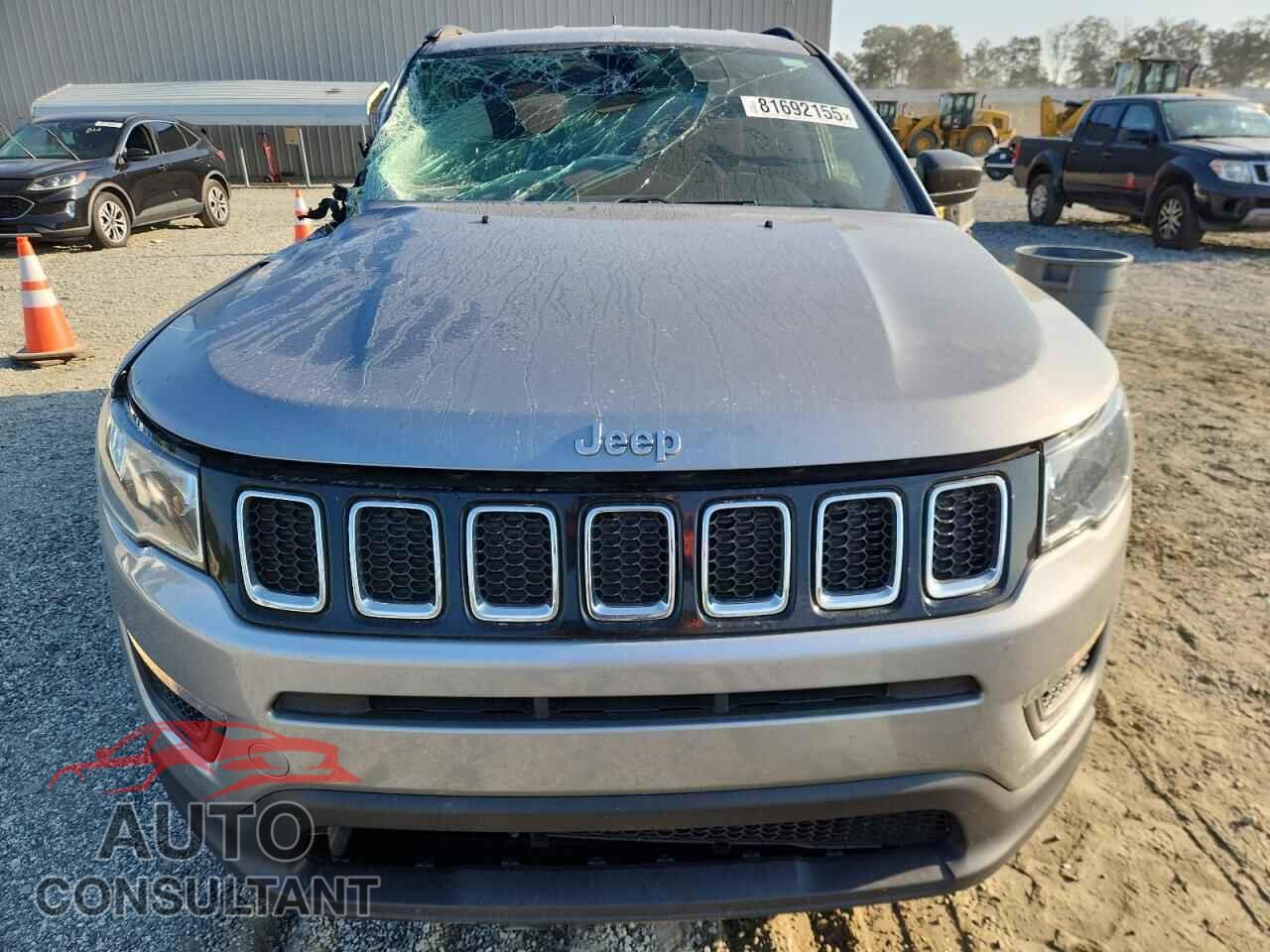 JEEP COMPASS 2017 - 3C4NJDAB8HT656150