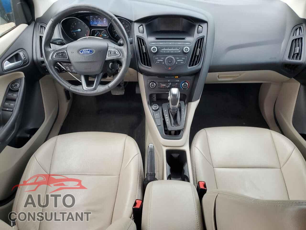 FORD FOCUS 2015 - 1FADP3F27FL268287