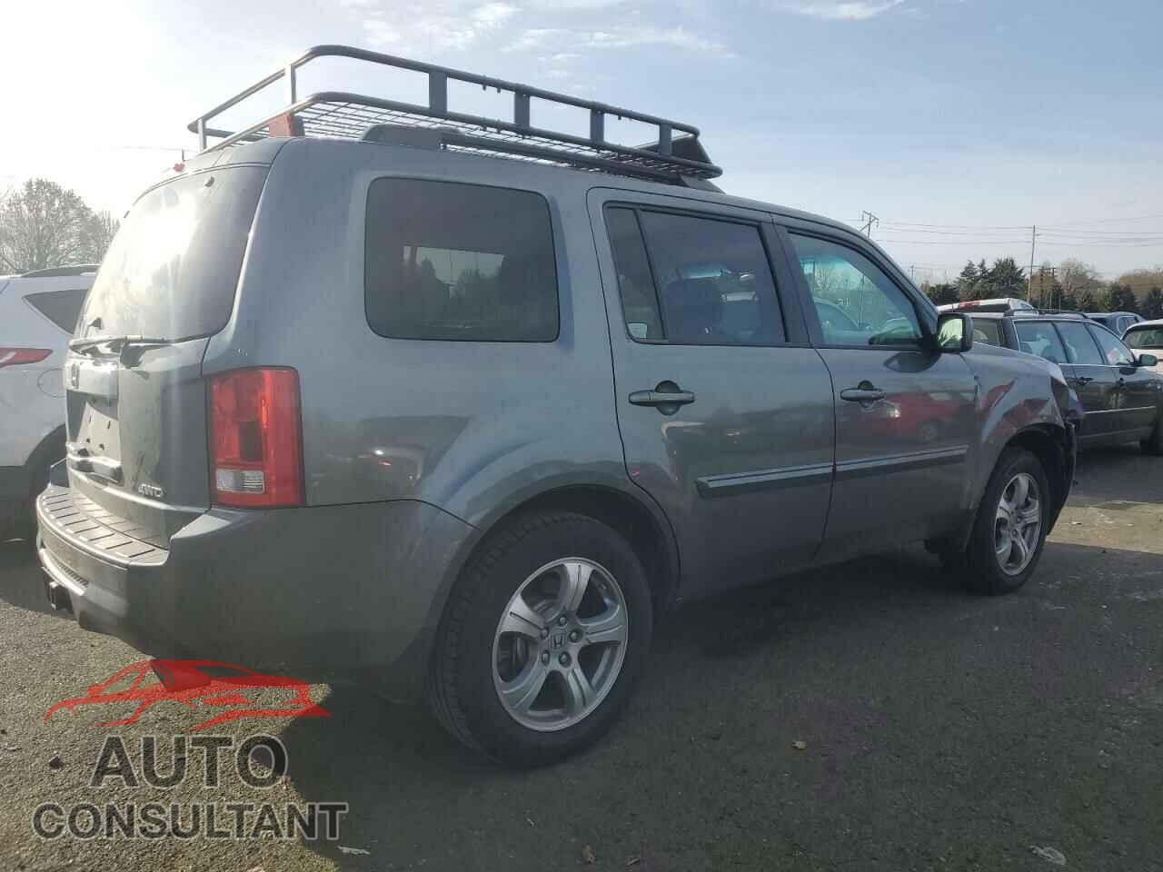 HONDA PILOT 2013 - 5FNYF4H51DB072745