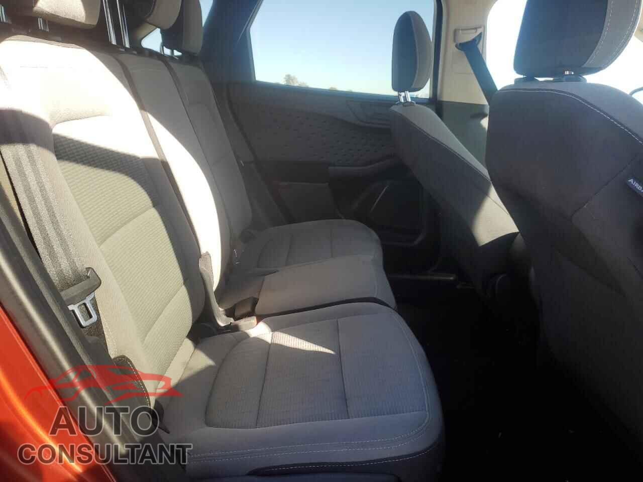 FORD ESCAPE 2020 - 1FMCU9F6XLUA01358