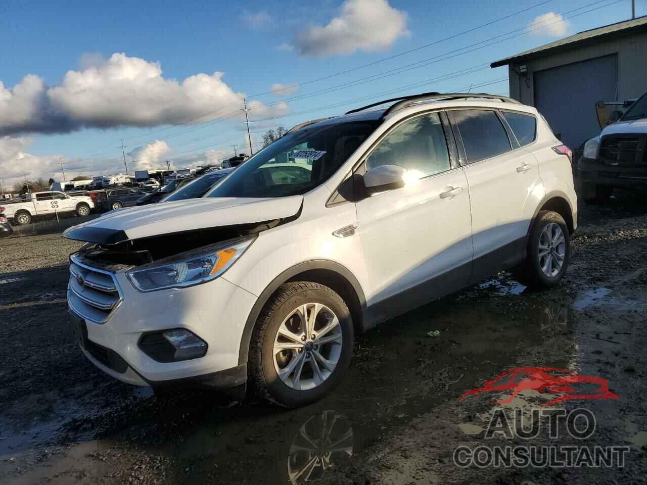 FORD ESCAPE 2018 - 1FMCU9GD1JUD37894