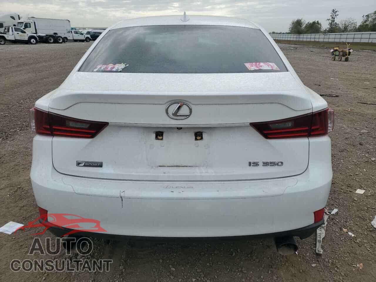 LEXUS IS 2015 - JTHBE1D23F5019406