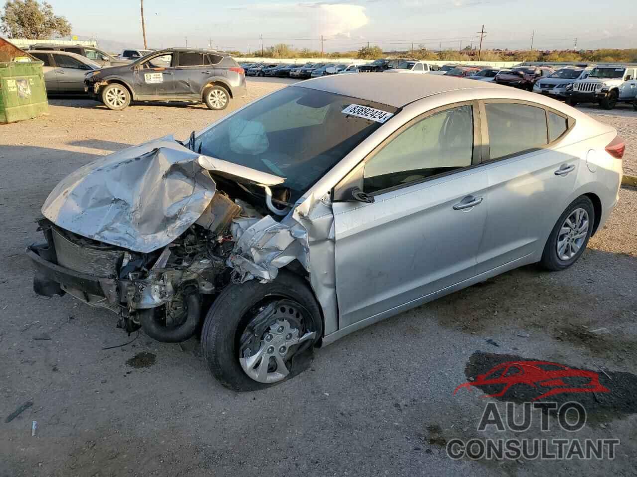 HYUNDAI ELANTRA 2019 - KMHD74LF0KU808067