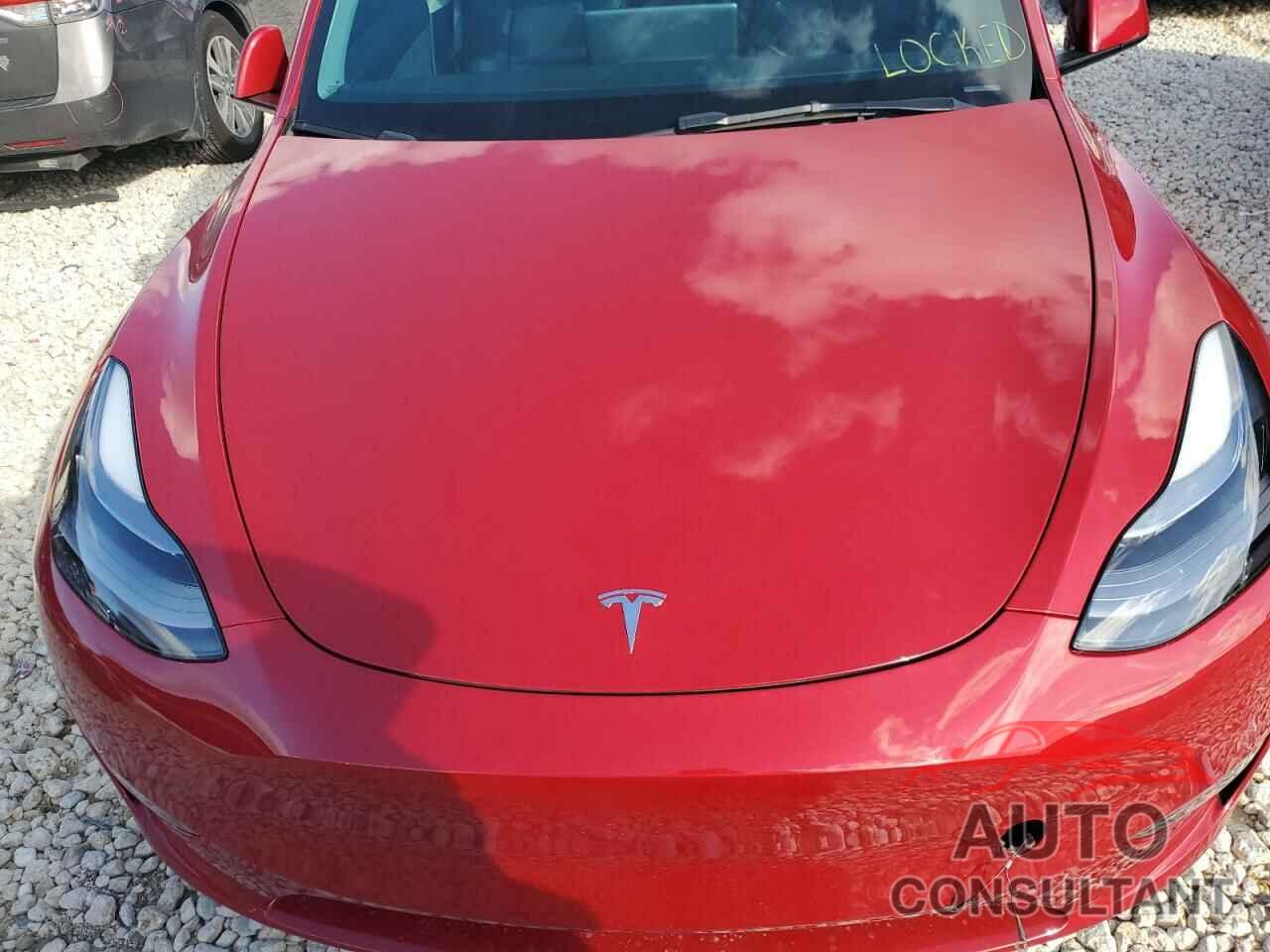 TESLA MODEL Y 2021 - 5YJYGDEF4MF189455