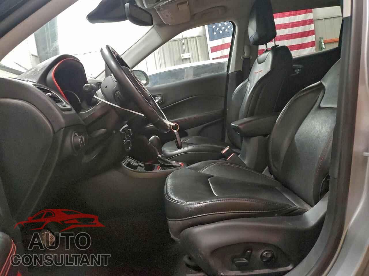 JEEP COMPASS 2021 - 3C4NJDDB5MT557839