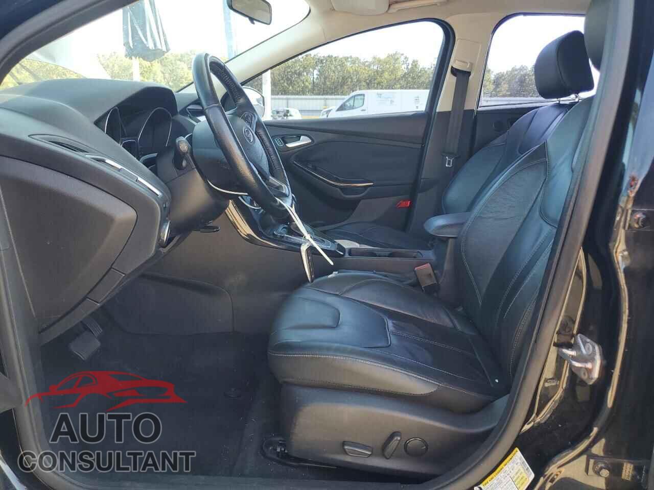 FORD FOCUS 2017 - 1FADP3N2XHL204765