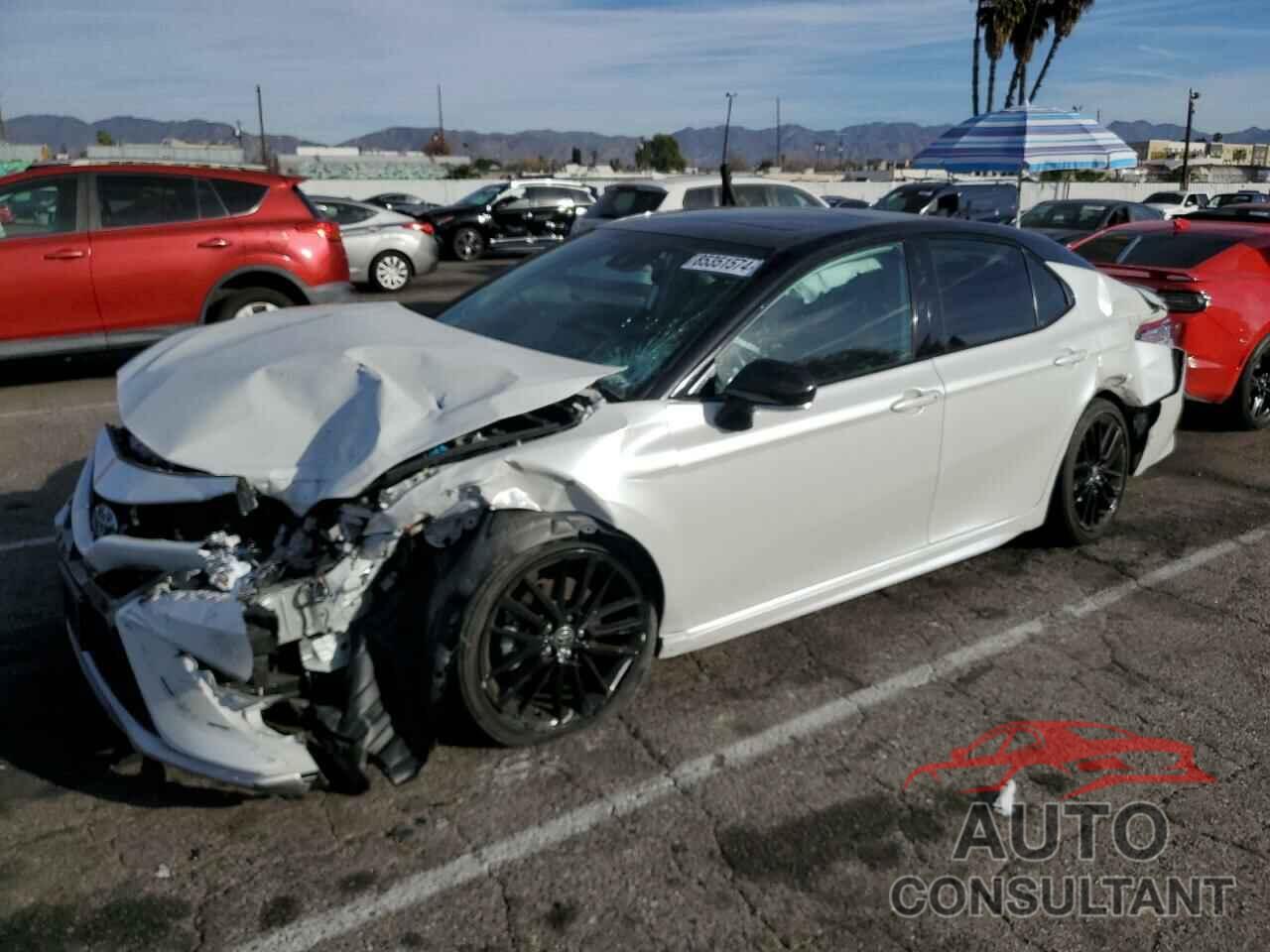 TOYOTA CAMRY 2022 - 4T1K31AK8NU041364